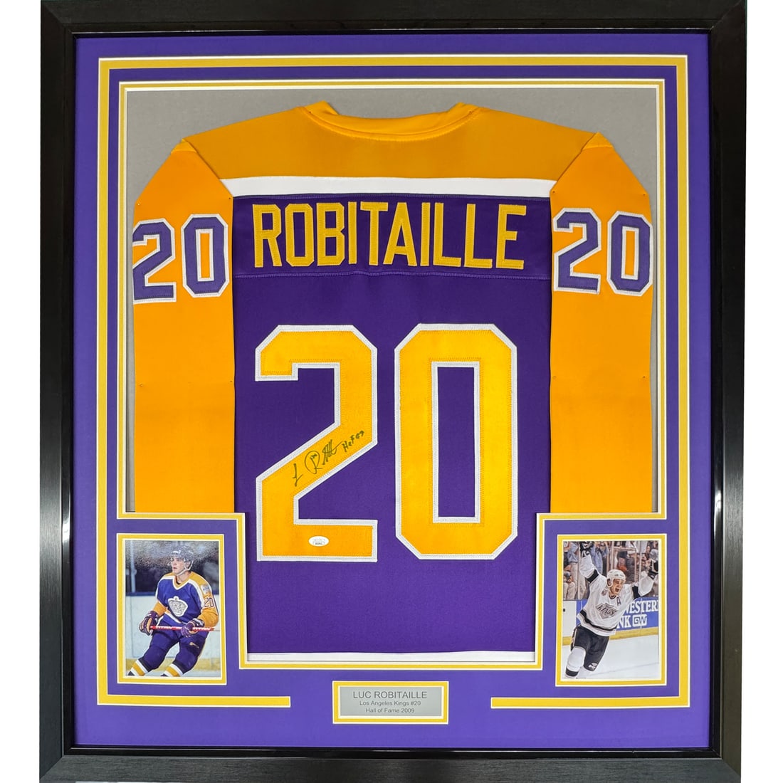 Framed Luc Robitaille Autographed Jersey HOF 2009 LA Kings JSA COA 35x39: Framed Luc Robitaille Autographed Jersey HOF 2009 LA Kings JSA COA 35x39 This stunning piece features a framed autographed jersey of Luc Robitaille, a Hall of Fame player from the NHL. The jersey is e