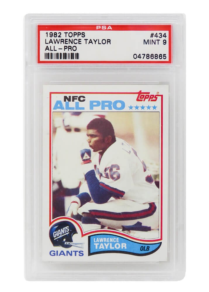 Lawrence Taylor 1982 Topps RC #434 PSA 9 Mint New York Giants Football Card: Lawrence Taylor 1982 Topps RC #434 PSA 9 Mint New York Giants Football Card This is a 1982 Topps #434 rookie card of Lawrence Taylor, a legendary player for the New York Giants. The card has been enca