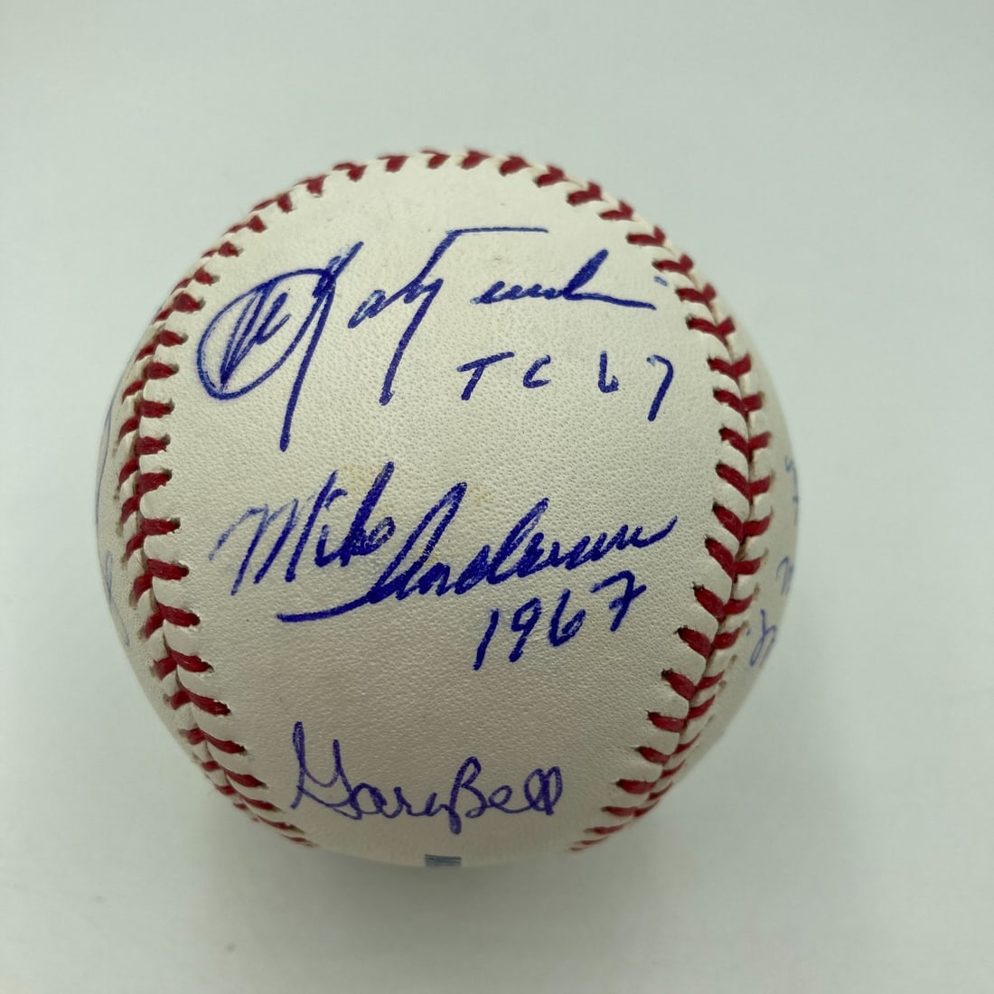 1967 Boston Red Sox Signed Baseball PSA DNA Authenticated Team Signature: 1967 Boston Red Sox Signed Baseball PSA DNA Authenticated Team Signature This is an original 1967 Boston Red Sox AL Champs Team Signed Baseball, authenticated by PSA DNA. The baseball features the sig