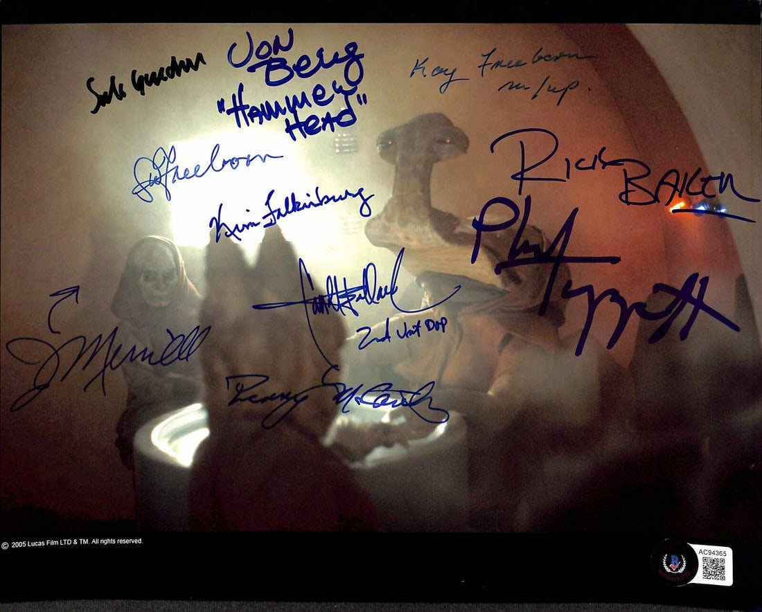 Star Wars Cantina Scene Autographed 8x10 Photo by 10 Artists Beckett Certified: Star Wars Cantina Scene Autographed 8x10 Photo by 10 Artists Beckett Certified This remarkable 8x10 photograph captures the iconic Star Wars Cantina scene and is autographed by ten talented individual