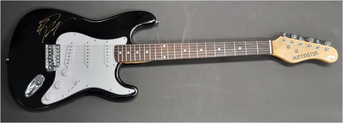 Tom Keifer Autographed Electric Guitar Original JSA Authenticated: Tom Keifer Autographed Electric Guitar Original JSA Authenticated This authentic electric guitar is hand-signed by Tom Keifer, the talented frontman of the iconic rock band Cinderella. The autograph i