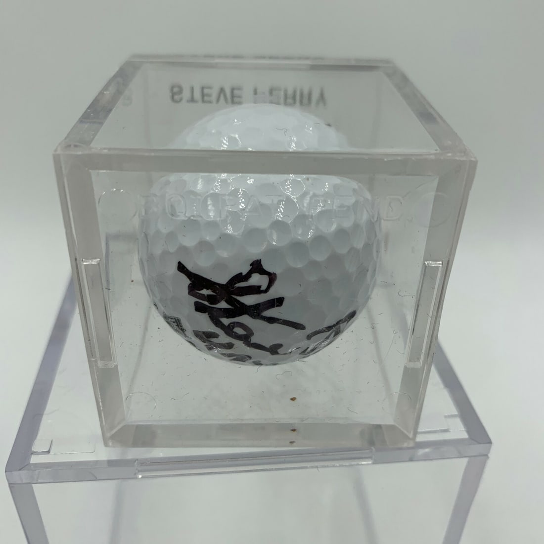 Steve Perry Autographed Golf Ball with JSA Certificate: Steve Perry Autographed Golf Ball with JSA Certificate This is a pre-owned golf ball signed by Steve Perry, a renowned musician and golf enthusiast. The autograph is authenticated by James Spence Auth