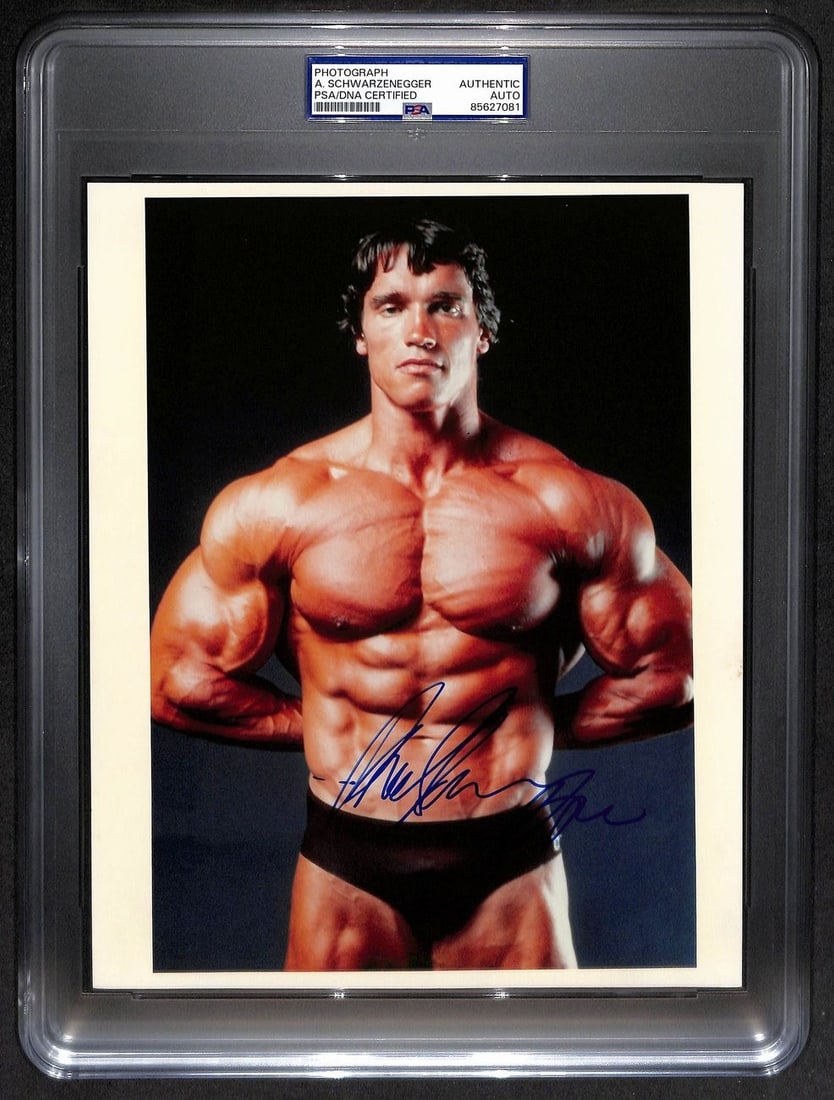Arnold Schwarzenegger Autographed 8x10 Photograph with PSA DNA and Beckett Authentication: Arnold Schwarzenegger Autographed 8x10 Photograph with PSA DNA and Beckett Authentication This is an original 8x10 photo signed by Arnold Schwarzenegger. The autographed photo has been authenticated b