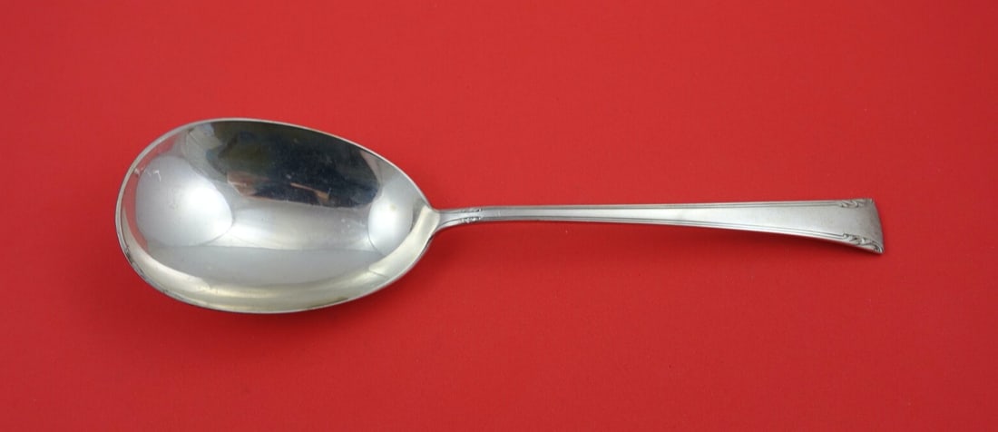 International Silver Serenity Sterling Silver Berry Spoon 9 1/4 inch: International Silver Serenity Sterling Silver Berry Spoon 9 1/4 inch This exquisite berry spoon is crafted in sterling silver and features the elegant Serenity pattern by International Silver. With a