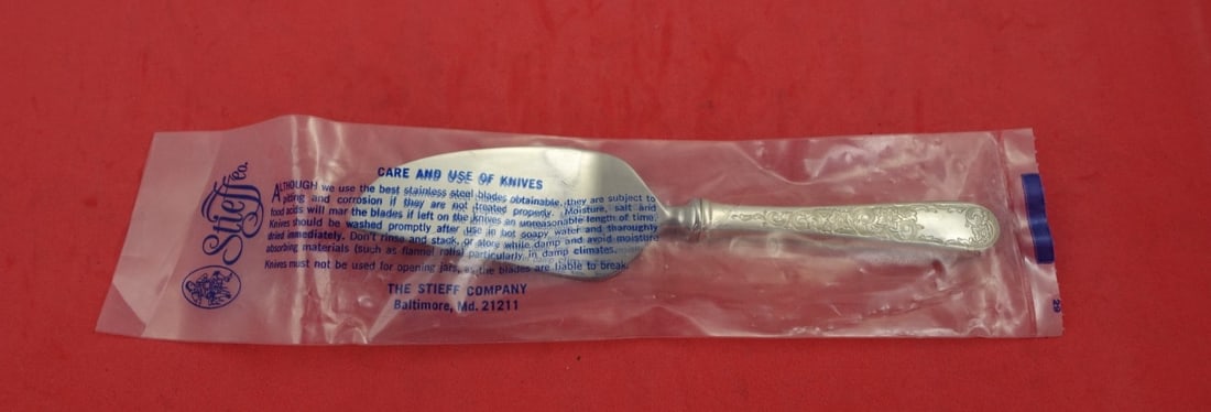 Kirk Old Maryland Engraved Sterling Silver Cheese Server 7 Inch: Kirk Old Maryland Engraved Sterling Silver Cheese Server 7 Inch Discover the exquisite Old Maryland Engraved Cheese Server crafted by Kirk. This sterling silver serving piece features a hollow handle