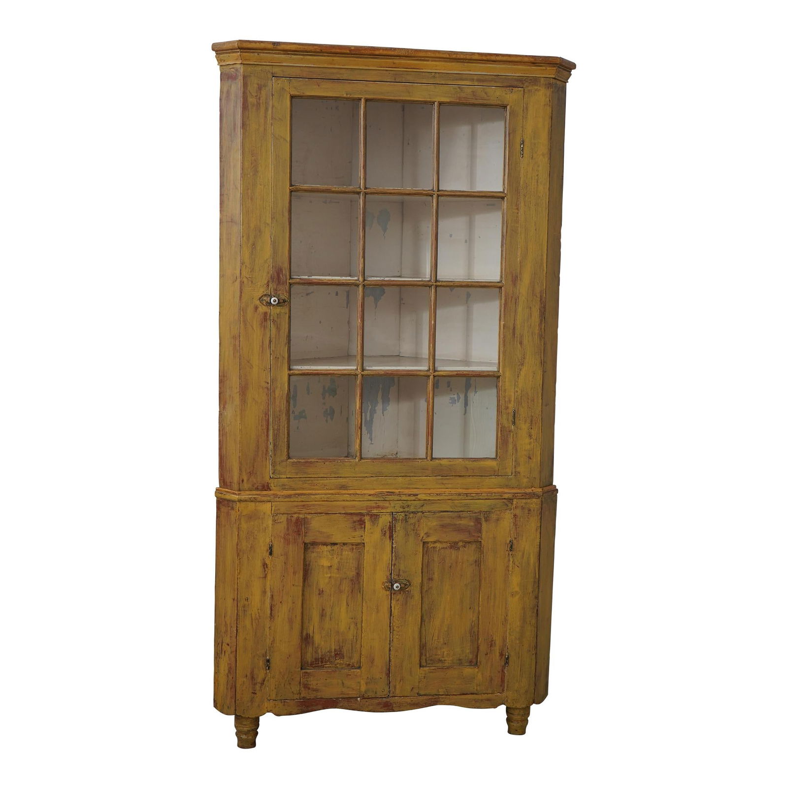 Early 1800s Antique Yellow Painted Corner China Cabinet: Early 1800s Antique Yellow Painted Corner China Cabinet This exquisite Antique Paint Decorated 2 Piece Corner China Cabinet dates back to the early 1800s, showcasing high-quality construction with dov