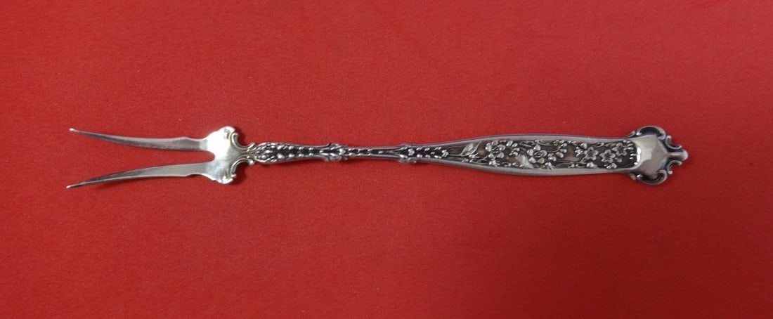 Whiting Dresden Sterling Silver 2-Tine Butter Pick 6 Inch Serving Piece: Whiting Dresden Sterling Silver 2-Tine Butter Pick 6 Inch Serving Piece This exquisite butter pick is a remarkable serving piece crafted by Whiting in the elegant Dresden pattern. Made from high-quali