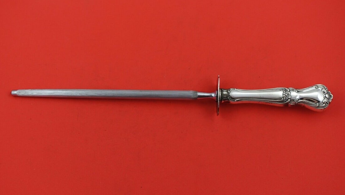 Gorham Buckingham Sterling Silver 14 Inch Carving Hone: Gorham Buckingham Sterling Silver 14 Inch Carving Hone This exquisite carving hone from Gorham's Buckingham pattern is crafted from high-quality sterling silver. Measuring 14 inches, this piece is per