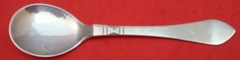 Georg Jensen Continental Sterling Silver Ice Cream Spoon 5.5": Georg Jensen Continental Sterling Silver Ice Cream Spoon 5.5" This exquisite ice cream spoon, measuring 5 1/2", is crafted from sterling silver and features the renowned Continental pattern by Georg J