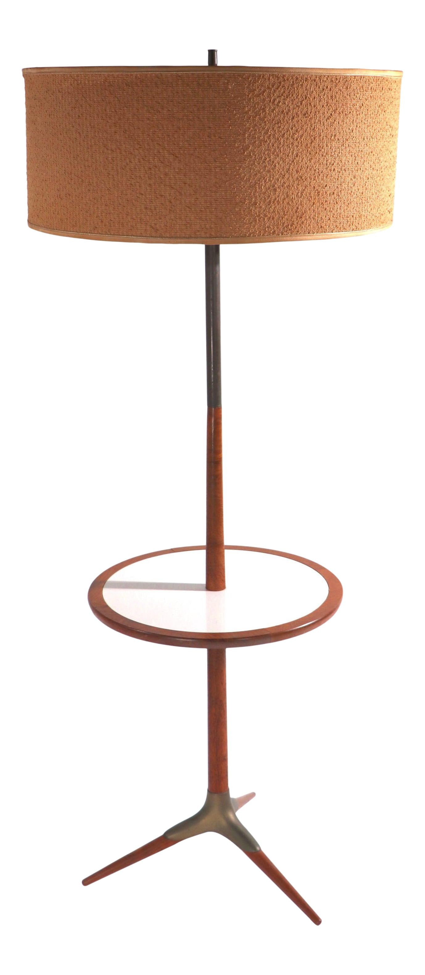 Rare Tony Paul Floor Lamp with Center Table Surface: Rare Tony Paul Floor Lamp with Center Table Surface This rare and unusual floor lamp with a center table surface is attributed to the renowned designer Tony Paul and produced by Westwood Industries. I