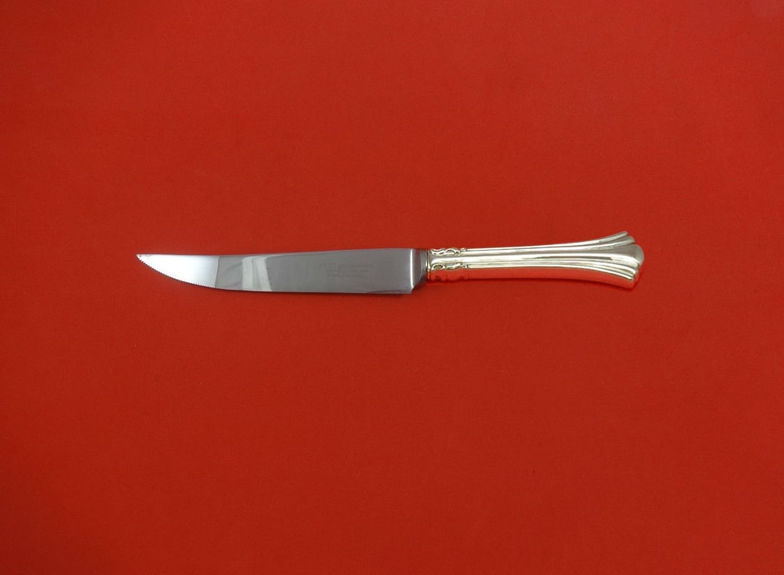 Reed and Barton Eighteenth Century Sterling Silver Steak Knife 8.5" Custom: Reed and Barton Eighteenth Century Sterling Silver Steak Knife 8.5" Custom This exquisite Eighteenth Century steak knife by Reed and Barton features a hollow handle crafted from sterling silver, paire