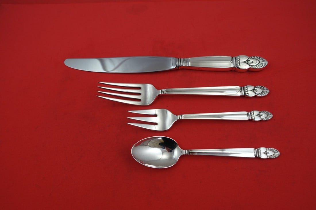 Frank Whiting Princess Ingrid Sterling Silver 4-Piece Dinner Setting: Frank Whiting Princess Ingrid Sterling Silver 4-Piece Dinner Setting Elevate your dining experience with this exquisite 4-piece dinner size setting in the Princess Ingrid pattern by Frank M. Whiting.