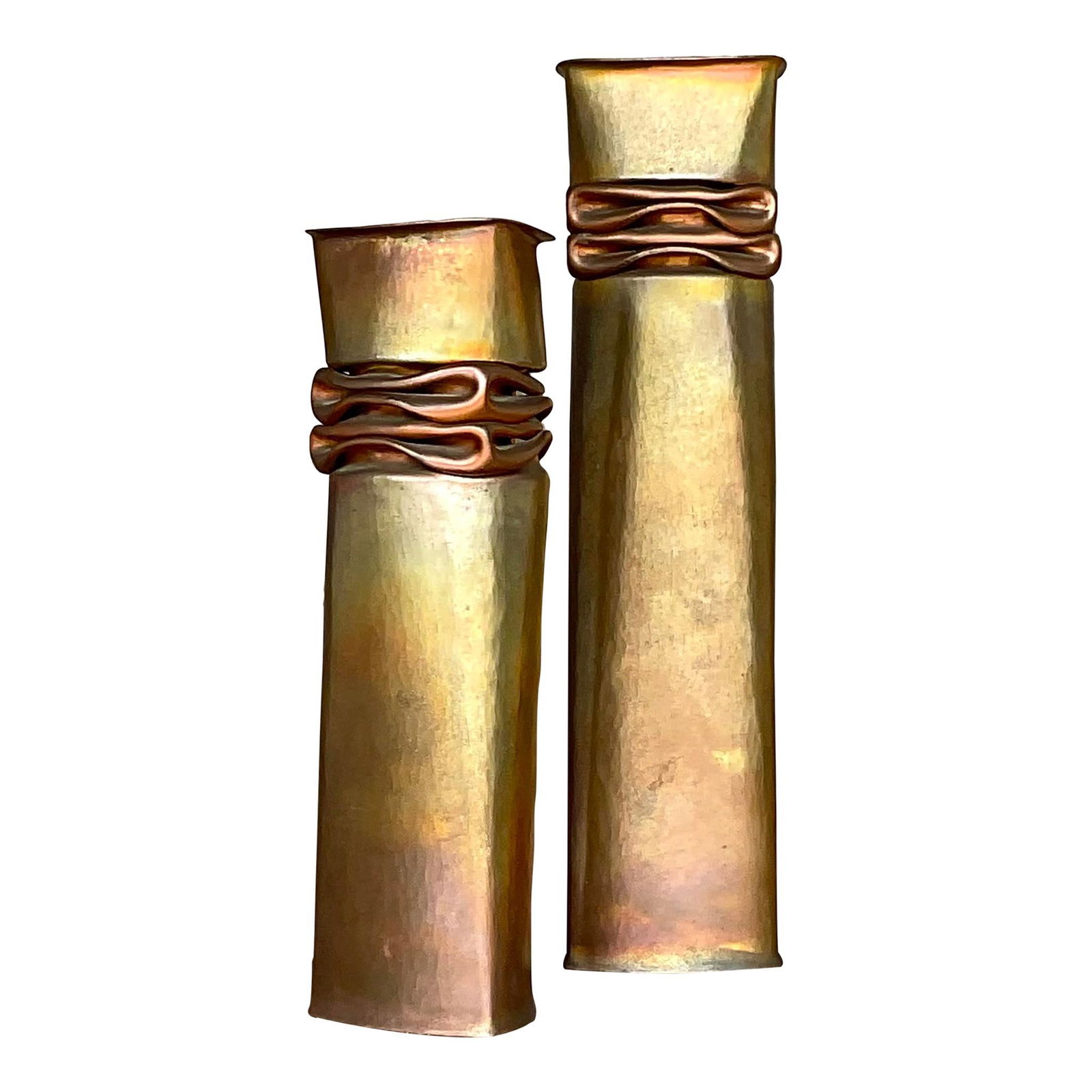 Thomas Roy Markusen Vintage Nickeled Copper Vases Set of 2: Thomas Roy Markusen Vintage Nickeled Copper Vases Set of 2 Introducing a stunning set of two vintage nickeled copper vases, expertly handcrafted by renowned Modernist artist Thomas Roy Markusen. These