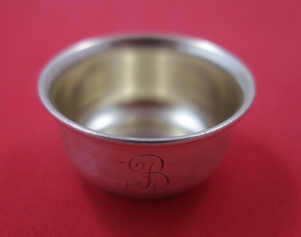 Vanderslice Yerba Buena Sterling Silver Salt Dip Monogrammed 3/4 x 1 Inch: Vanderslice Yerba Buena Sterling Silver Salt Dip Monogrammed 3/4 x 1 Inch This exquisite sterling silver salt dip showcases the Yerba Buena pattern, also known as Janin, crafted by the renowned Vander