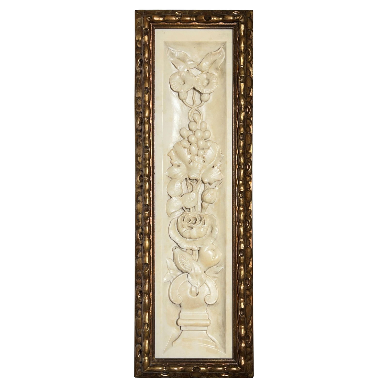 Carved Marble Grapevine Relief Plaque with Giltwood Frame Italy c1900: Carved Marble Grapevine Relief Plaque with Giltwood Frame Italy c1900 This antique Neoclassical relief plaque features a beautifully carved marble depiction of a flowering grapevine. Created in Italy