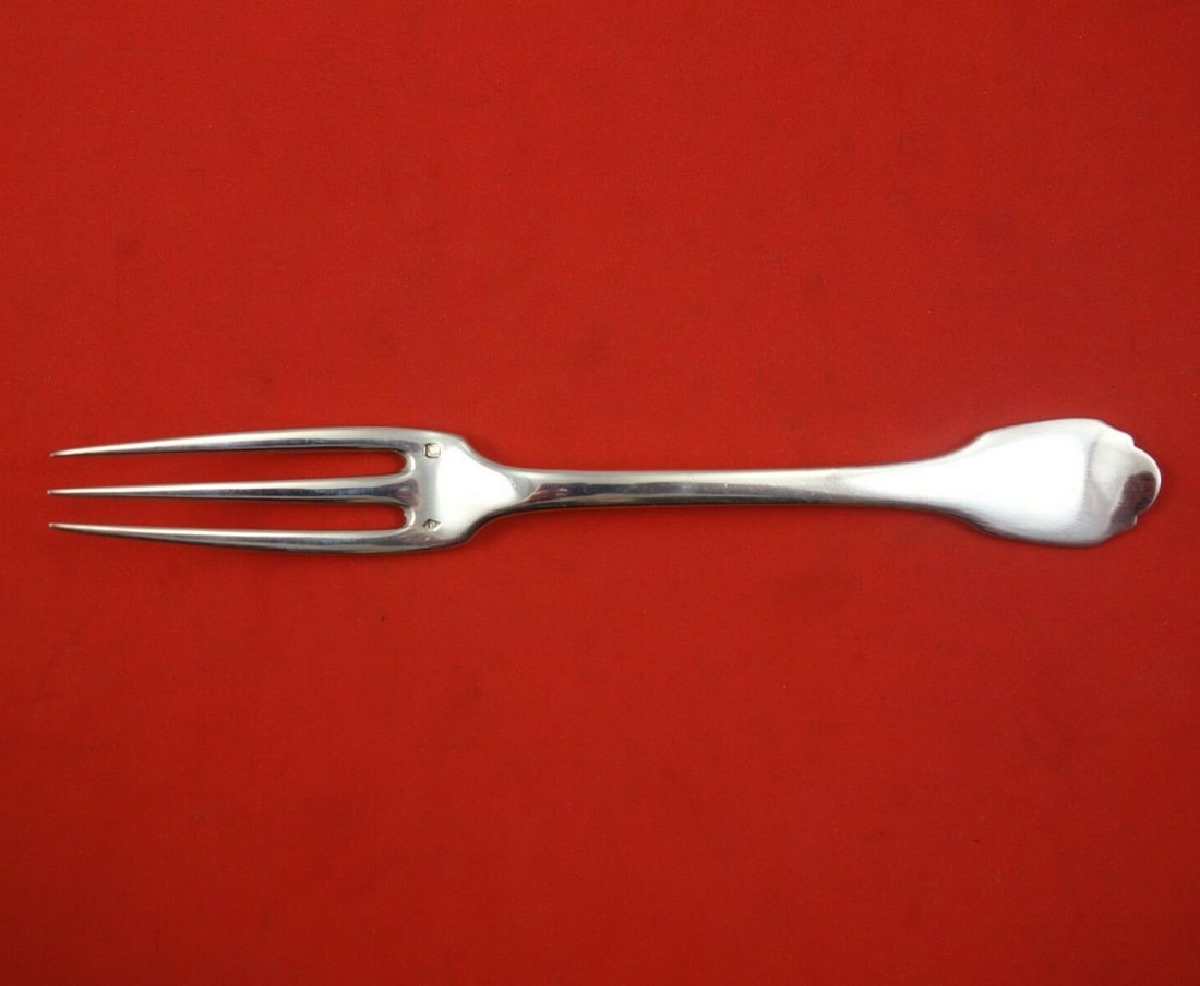 Puiforcat Colbert Coligny Sterling Silver Luncheon Fork 3-Tine 6 3/4": Puiforcat Colbert Coligny Sterling Silver Luncheon Fork 3-Tine 6 3/4" This exquisite luncheon fork from Puiforcat features a classic 3-tine design in the elegant Colbert Coligny pattern. Crafted from