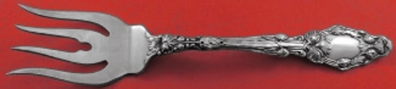 Gorham Virginiana Sterling Silver 7 Inch Cold Meat Fork: Gorham Virginiana Sterling Silver 7 Inch Cold Meat Fork Introducing the Virginiana Serving Fork by Gorham, a stunning piece crafted from high-quality sterling silver. This cold meat fork, measuring 7