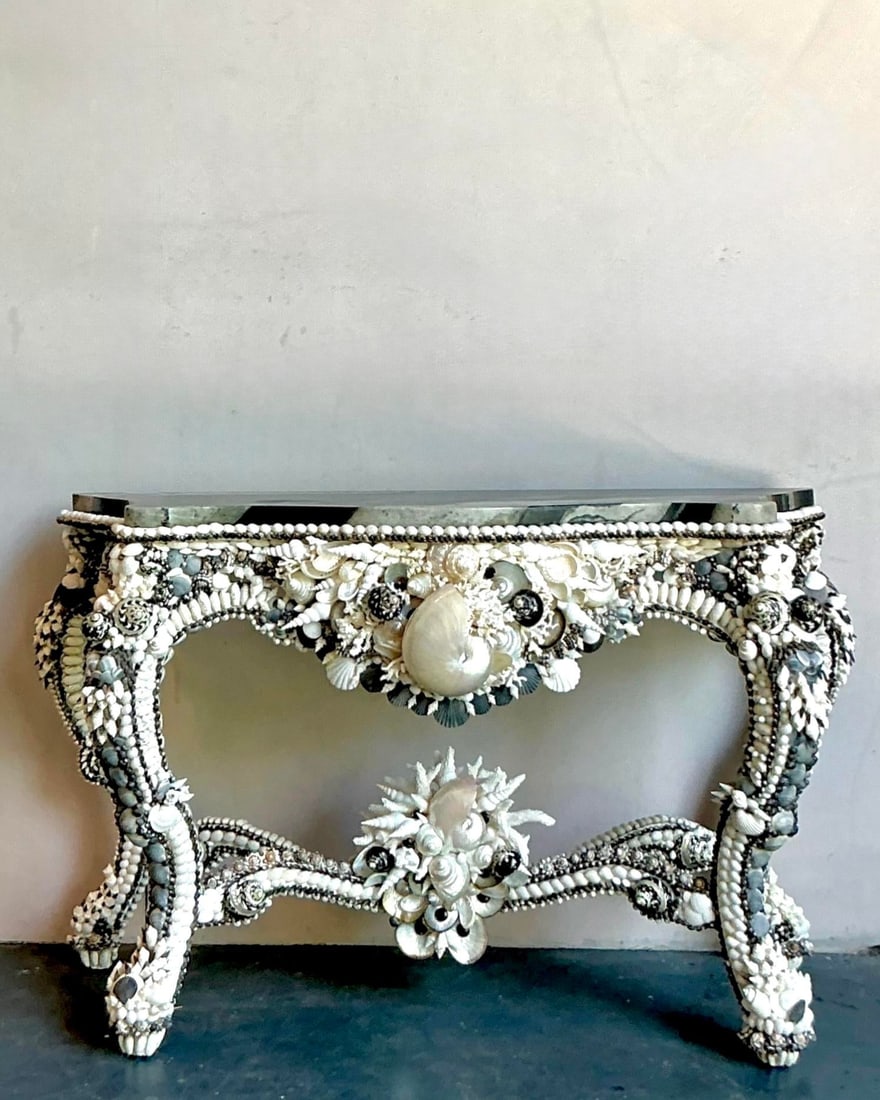 Shell Encrusted Console Table with Marble Top in Coastal Rococo Style - 8