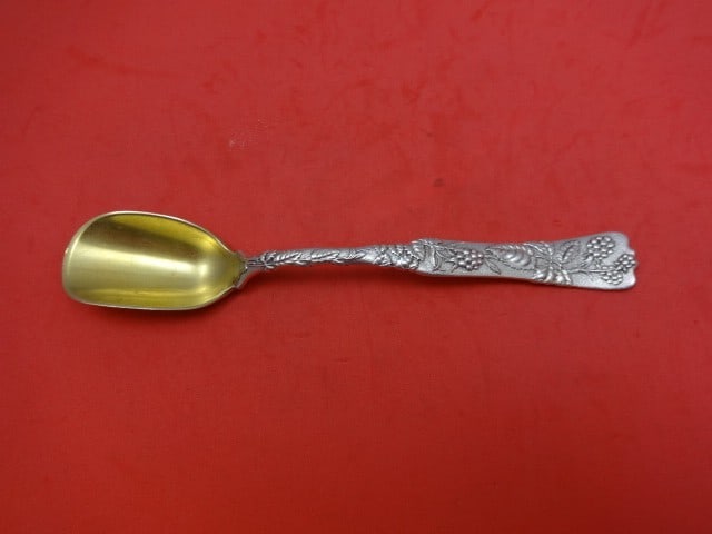 Tiffany & Co. Vine Sterling Silver Cheese Scoop Raspberry Motif 7.25": Tiffany & Co. Vine Sterling Silver Cheese Scoop Raspberry Motif 7.25" This exquisite cheese scoop from the Vine pattern by Tiffany & Co. is crafted from sterling silver and features a beautiful raspbe