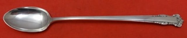 Lunt English Shell Sterling Silver Iced Tea Spoon 7.5": Lunt English Shell Sterling Silver Iced Tea Spoon 7.5" This exquisite iced tea spoon features the classic English Shell pattern by Lunt, crafted from high-quality sterling silver. Measuring 7 1/2 inch