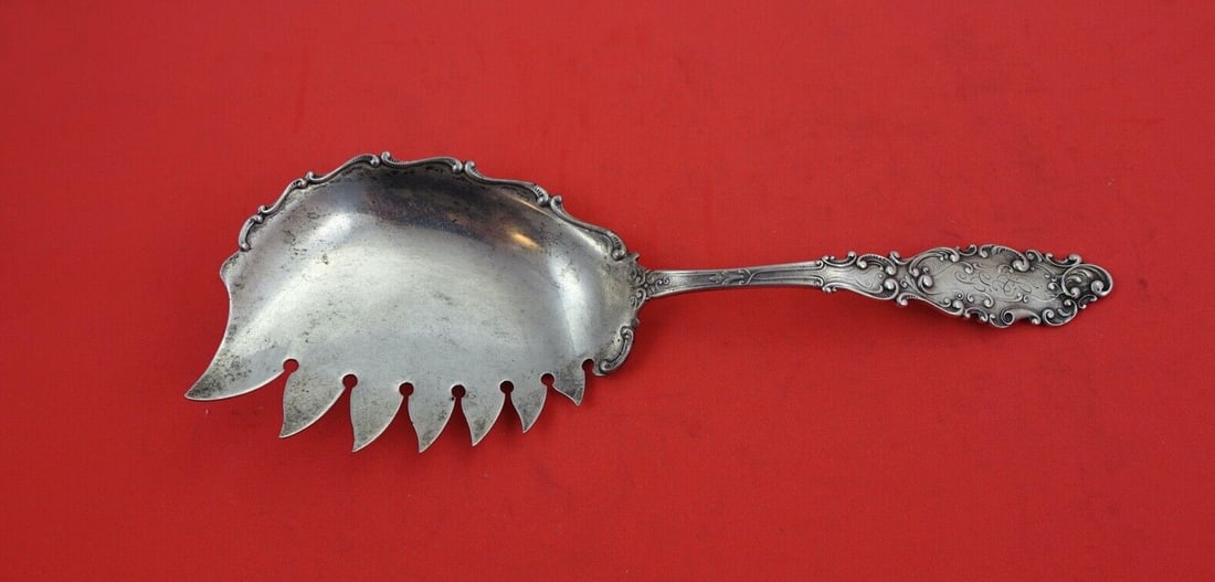 Gorham Luxembourg Sterling Silver 9 Inch Macaroni Server Monogrammed: Gorham Luxembourg Sterling Silver 9 Inch Macaroni Server Monogrammed This exquisite macaroni server from the Luxembourg pattern by Gorham is crafted from high-quality sterling silver. Measuring 9 inch