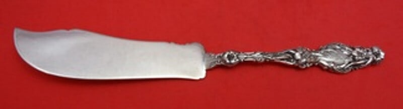 Whiting Lily Sterling Silver Master Butter Knife 6 3/4": Whiting Lily Sterling Silver Master Butter Knife 6 3/4" This exquisite Master Butter knife features a flat handle beautifully crafted in the iconic Lily pattern by Whiting. Made from high-quality ster