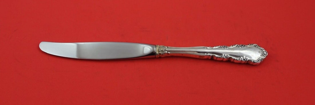 Wallace Shenandoah Sterling Silver 9 Inch Modern Knife: Wallace Shenandoah Sterling Silver 9 Inch Modern Knife Introducing the Shenandoah pattern knife by Wallace, crafted from high-quality sterling silver with a hollow handle and a stainless steel blade.