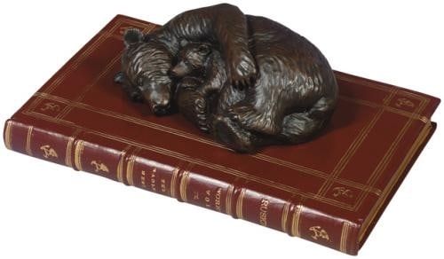 Hand-Cast Lodge Style Mama Bear Sculpture with Cub: Hand-Cast Lodge Style Mama Bear Sculpture with Cub Introducing a charming hand-cast sculpture featuring a Mama Bear with her sleeping cub, perfect for adding a touch of lodge-style decor to your home.