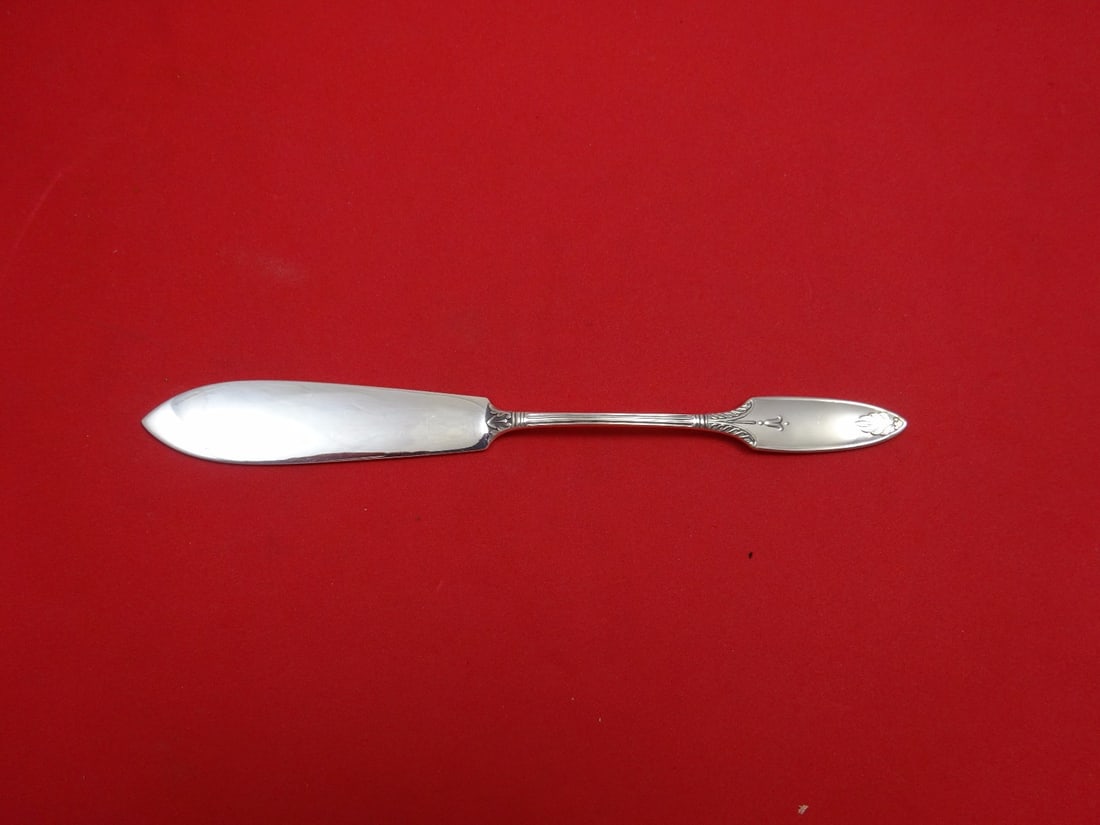 Faberge Grand Europa Sterling Silver Butter Spreader 6 1/8 Inch: Faberge Grand Europa Sterling Silver Butter Spreader 6 1/8 Inch This exquisite butter spreader features the Grand Europa pattern by Faberge, crafted from high-quality sterling silver. The flat handle