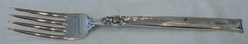 Oneida Silver Rose Sterling Silver Fork 7.5 Vintage Flatware: Oneida Silver Rose Sterling Silver Fork 7.5 Vintage Flatware This vintage flatware piece features the elegant Silver Rose pattern by Oneida. Crafted from high-quality sterling silver, this regular for