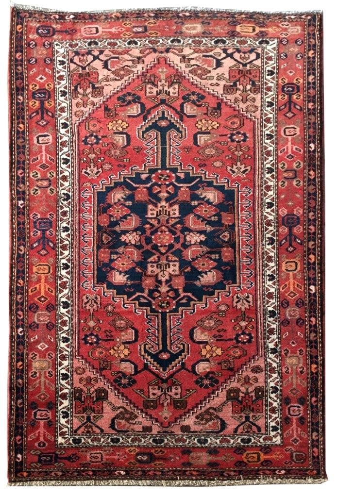 Handwoven 4'4 x 6'7 Salmon Red Persian Zanjan Rug: Handwoven 4'4 x 6'7 Salmon Red Persian Zanjan Rug Free continental US Shipping Introducing the 4.4 x 6.7 Salmon Red Persian Zanjan Rug, a stunning embodiment of Persian artistry and tradition. Handwov
