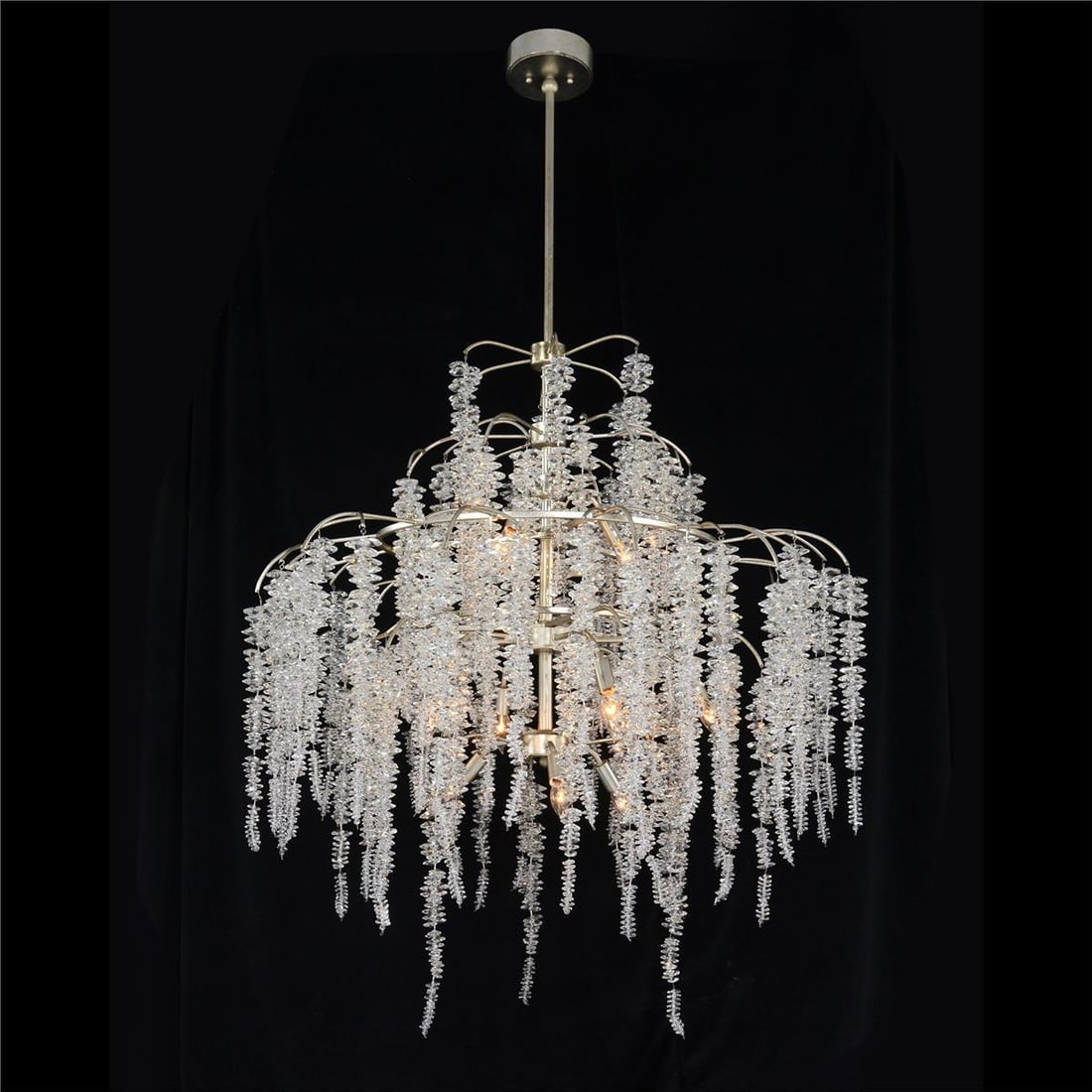 John-Richard Rococo Silver Crystal Chandelier 12-Light Cascading Style: John-Richard Rococo Silver Crystal Chandelier 12-Light Cascading Style Illuminate your space with this exquisite Elegant Silver Chandelier, designed in a stunning Rococo style. This chandelier feature