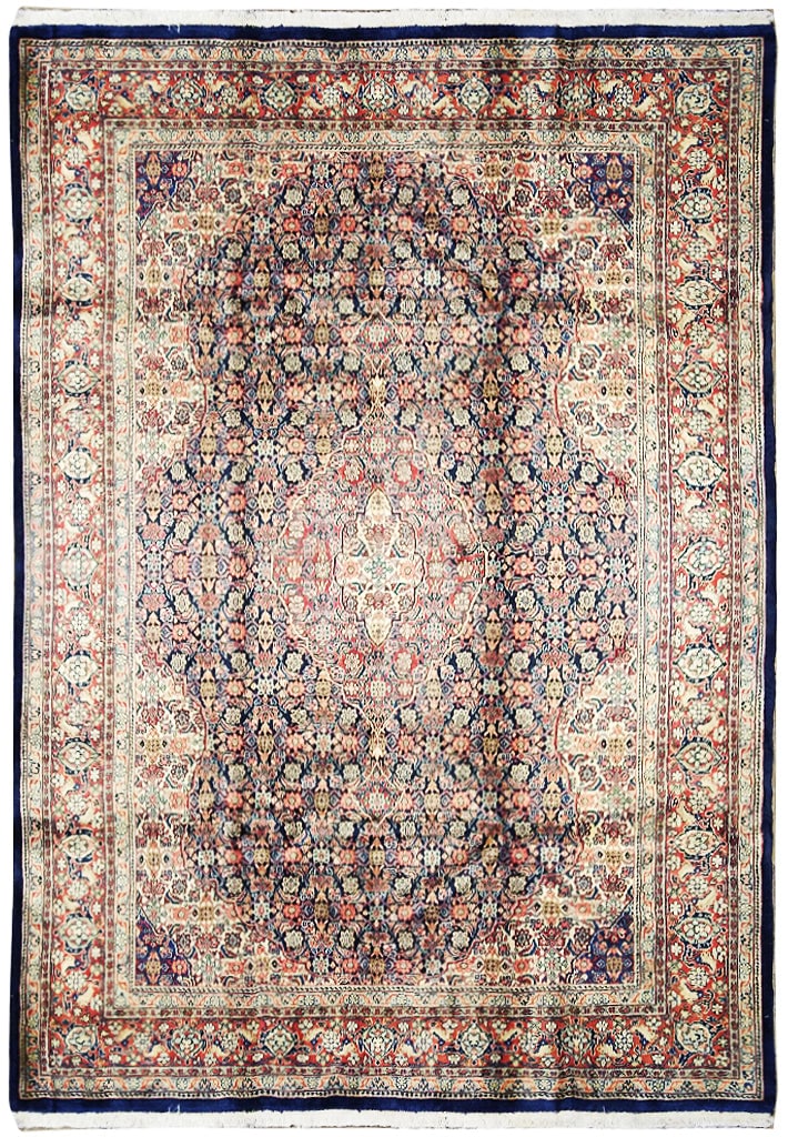 7 x 10 Persian Tabriz Mahi Wool Rug Pre-Owned Premium Quality: 7 x 10 Persian Tabriz Mahi Wool Rug Pre-Owned Premium Quality Free continental US Shipping Enhance your space with this exquisite 7 x 10 Persian Tabriz Mahi wool rug. Known for its intricate designs a