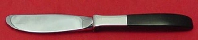 Lunt Contrast Sterling Silver Butter Spreader Hollow Handle 6.5": Lunt Contrast Sterling Silver Butter Spreader Hollow Handle 6.5" Enhance your dining experience with this elegant butter spreader from the Contrast pattern by Lunt. Crafted from high-quality sterling