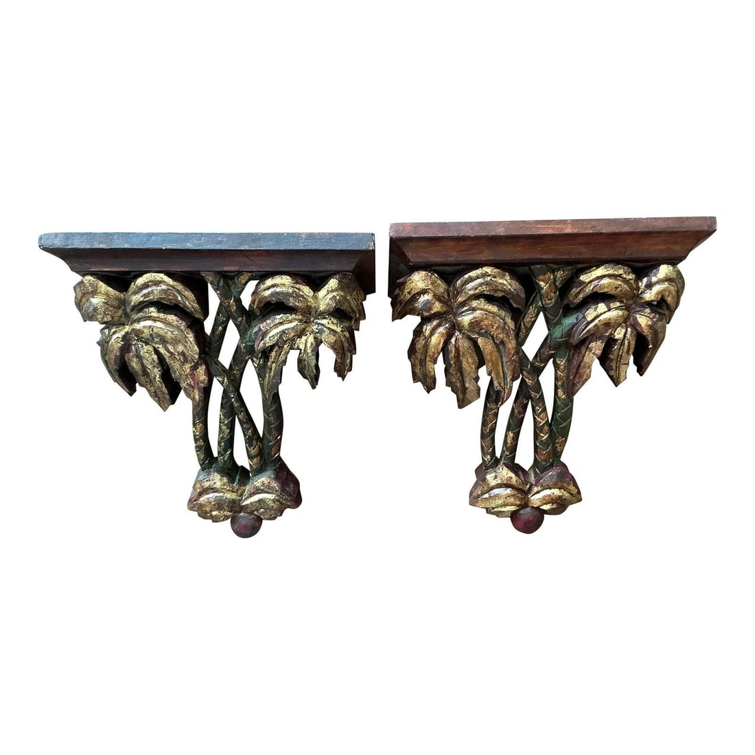 Pair of Giltwood Palm Tree Wall Brackets with Hollywood Regency Style: Pair of Giltwood Palm Tree Wall Brackets with Hollywood Regency Style This pair of vintage wall brackets features a striking Regency design, each crafted in the form of a flourishing palm tree. The fi