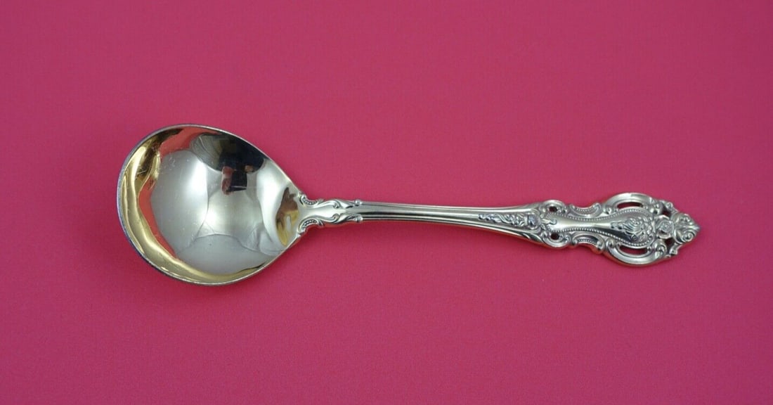 Sterling Silver Gumbo Spoon Grand Victorian Vermeil Pattern 6 7/8 Inch: Sterling Silver Gumbo Spoon Grand Victorian Vermeil Pattern 6 7/8 Inch This Grand Victorian Vermeil gumbo spoon by Wallace features sterling silver construction with a gold vermeil finish. The spoon i