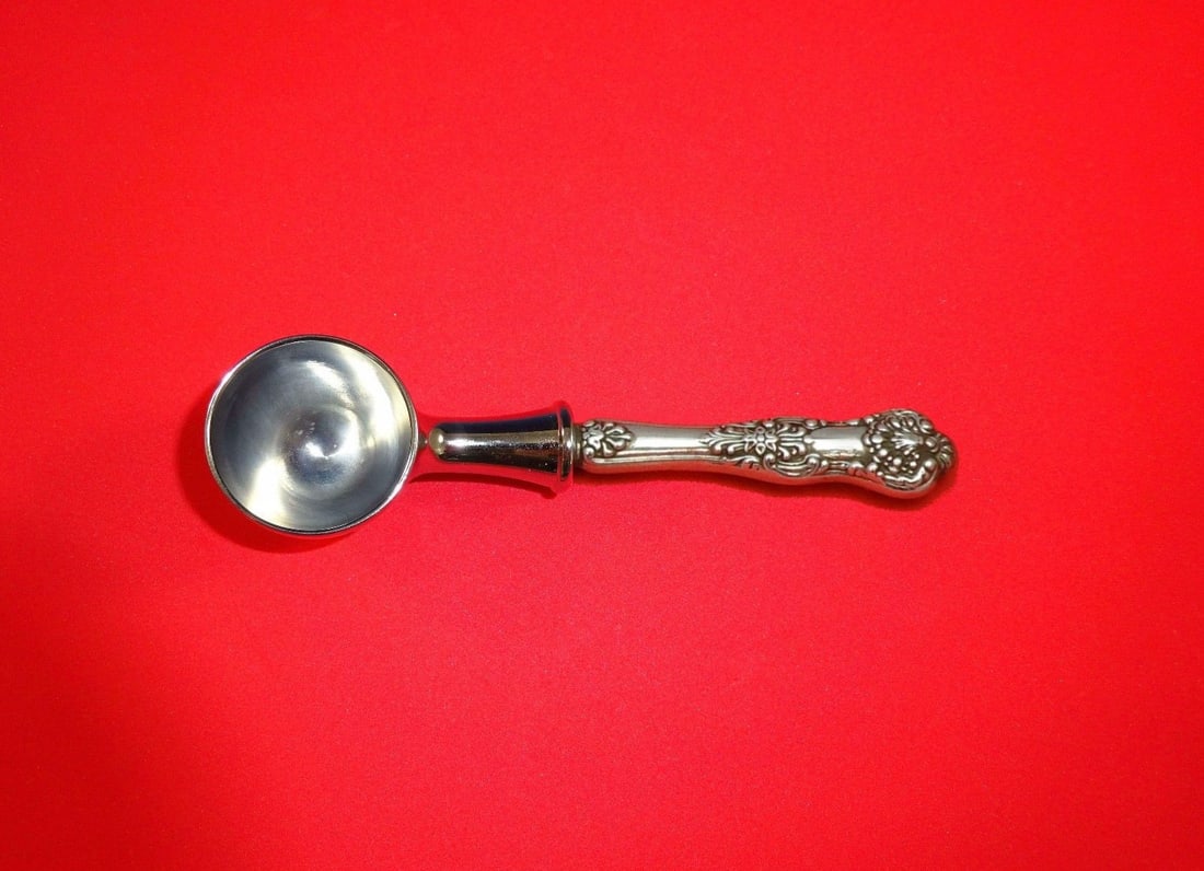 Dominick & Haff New King Sterling Silver Coffee Scoop Custom Made 6": Dominick & Haff New King Sterling Silver Coffee Scoop Custom Made 6" Discover this exquisite coffee scoop from the renowned New King pattern by Dominick & Haff, crafted from sterling silver with a chr