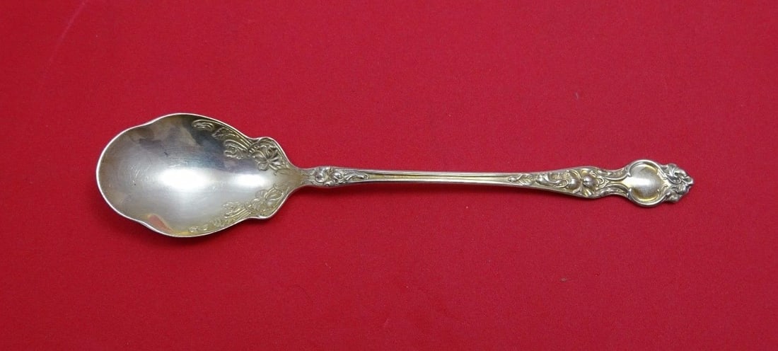 Wallace Violet Sterling Silver Olive Spoon 6 1/4 Inch Not Pierced: Wallace Violet Sterling Silver Olive Spoon 6 1/4 Inch Not Pierced This exquisite olive spoon, crafted by Wallace, showcases the elegant Violet pattern. Made from high-quality sterling silver, this non