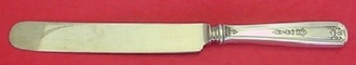 Oriana by Whiting Sterling Silver Dinner Knife Blunt 9 1/4 Inch: Oriana by Whiting Sterling Silver Dinner Knife Blunt 9 1/4 Inch Introducing the Oriana dinner knife by Whiting, a stunning piece crafted from sterling silver with a silverplate finish. This blunt knif