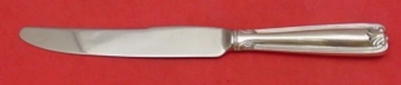 Towle Benjamin Franklin Sterling Silver Dinner Knife 9 5/8": Towle Benjamin Franklin Sterling Silver Dinner Knife 9 5/8" This exquisite dinner knife is part of the Benjamin Franklin pattern by Towle, embodying a rich appreciation for beauty and tradition. Craft