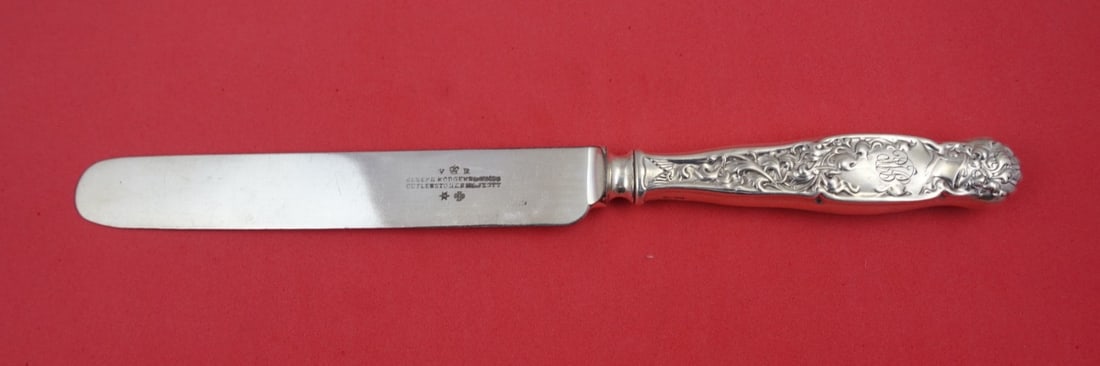 Whiting Heraldic Sterling Silver Banquet Knife 10 3/4" Blunt Blade: Whiting Heraldic Sterling Silver Banquet Knife 10 3/4" Blunt Blade This exquisite banquet knife from the Heraldic pattern by Whiting is crafted from high-quality sterling silver. Featuring a blunt bla