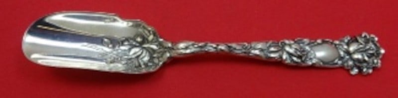 Sterling Silver Cheese Scoop with Floral Bowl Bridal Rose Pattern 6 1/8 Inch: Sterling Silver Cheese Scoop with Floral Bowl Bridal Rose Pattern 6 1/8 Inch This is a sterling silver cheese scoop in the Bridal Rose pattern by Alvin, featuring decorative flowers in the bowl. The s