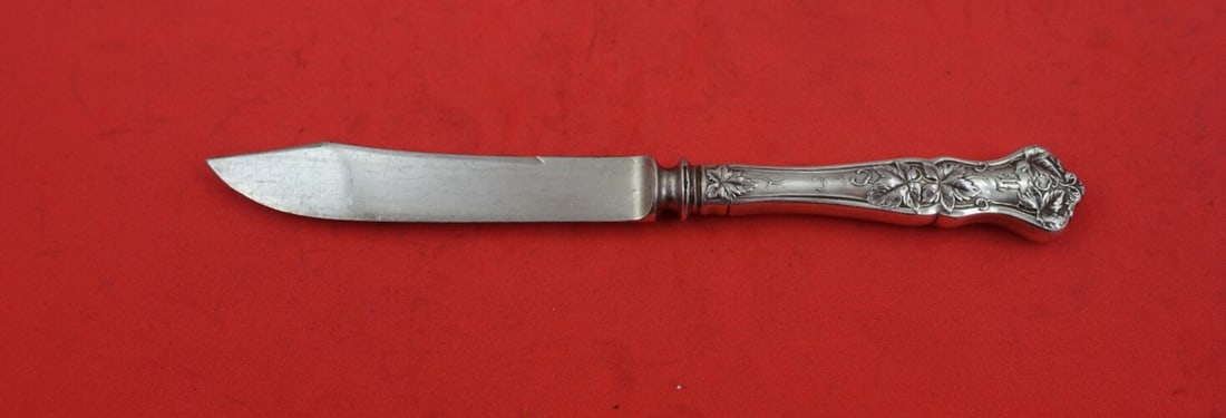 International Sterling Edgewood Fruit Knife Monogrammed 6 1/2": International Sterling Edgewood Fruit Knife Monogrammed 6 1/2" This exquisite fruit knife is part of the Edgewood pattern by International Sterling. Crafted with a sterling silver hollow handle, it fe