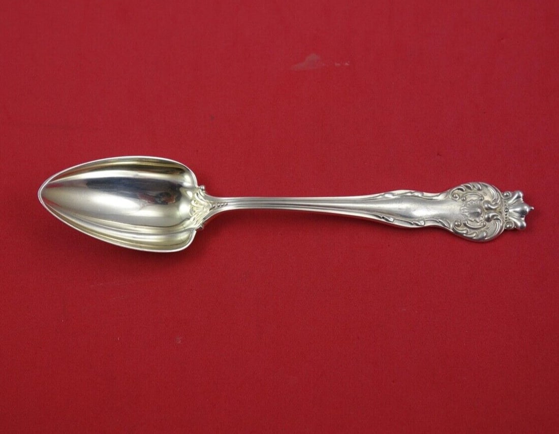 Mount Vernon Howard Queen Sterling Silver Fluted Grapefruit Spoon 6": Mount Vernon Howard Queen Sterling Silver Fluted Grapefruit Spoon 6" This exquisite grapefruit spoon is part of the Queen pattern by Mount Vernon / Howard, crafted from high-quality sterling silver. M