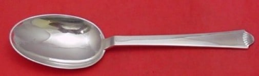 Hans Hansen Vendome Arvesolv Sterling Silver Large Berry Spoon 9 3/4": Hans Hansen Vendome Arvesolv Sterling Silver Large Berry Spoon 9 3/4" This exquisite serving spoon, known as the Vendome, also referred to as Arvesolv, is crafted by the renowned silversmith Hans Hans