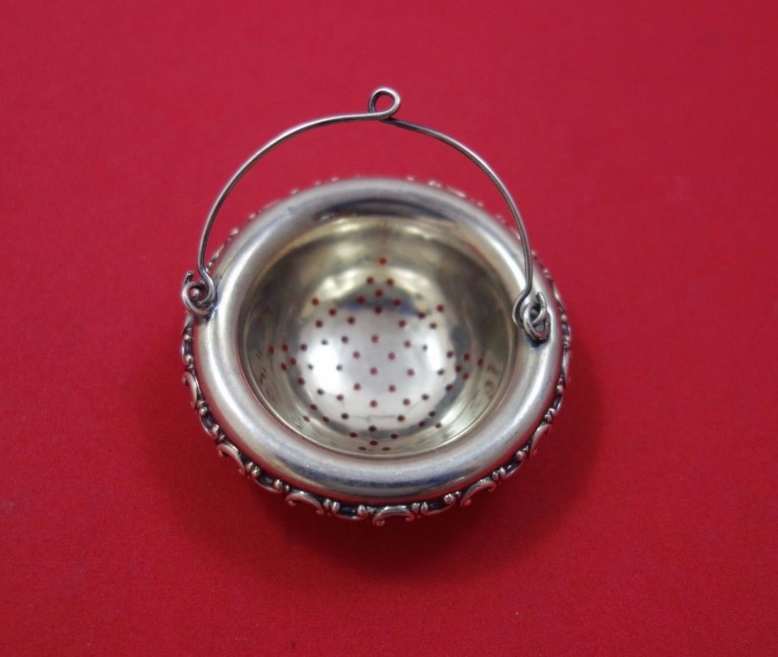 Wallace Waverly Sterling Silver Tea Strainer French Spout 2 x 1/4 (1 of 1)