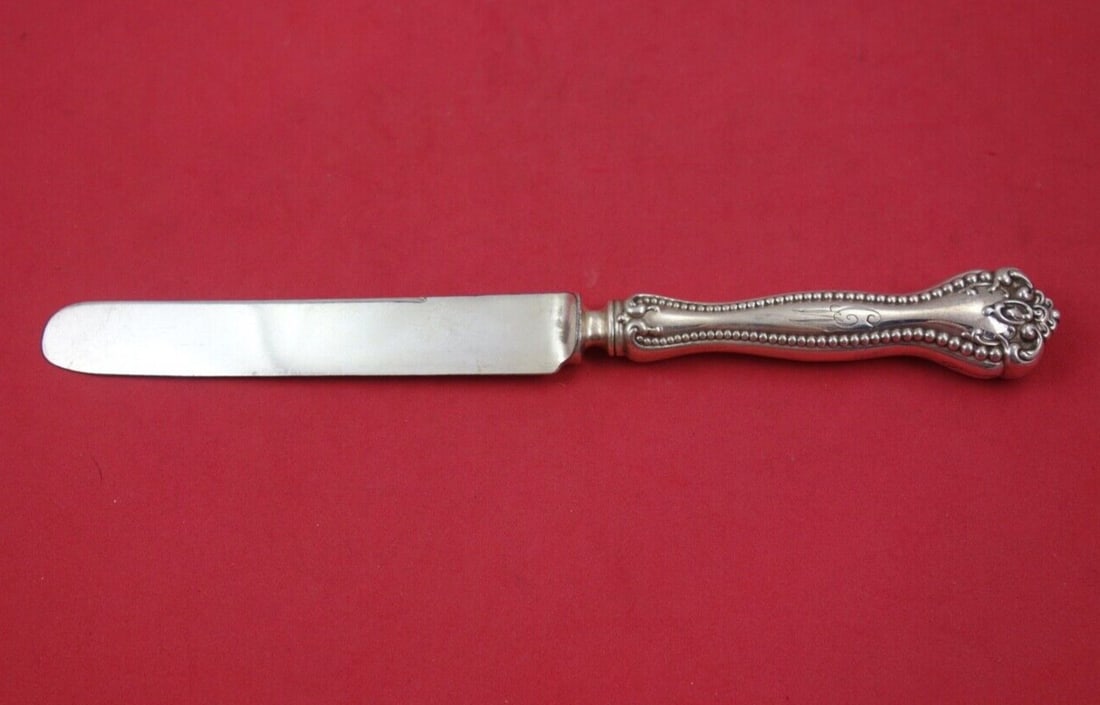Alvin Raleigh Sterling Silver Dinner Knife Blunt 9 5/8" Monogrammed: Alvin Raleigh Sterling Silver Dinner Knife Blunt 9 5/8" Monogrammed This exquisite dinner knife is part of the Raleigh pattern by Alvin, crafted from high-quality sterling silver. Measuring 9 5/8 inch