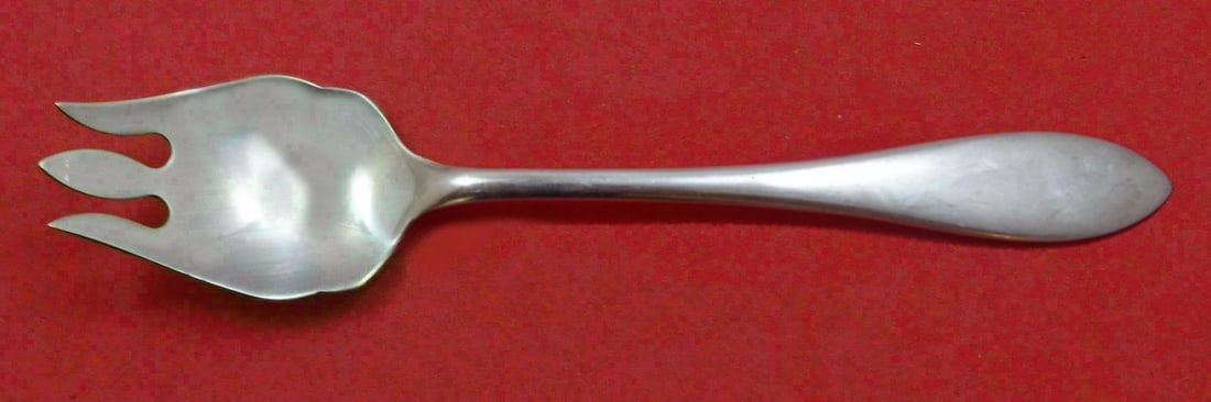 Towle Lafayette Sterling Silver Custom Cake Ice Cream Spork 5 3/4": Towle Lafayette Sterling Silver Custom Cake Ice Cream Spork 5 3/4" This exquisite custom-made spork, designed for both cake and ice cream, is crafted from sterling silver by Towle in the elegant Lafay