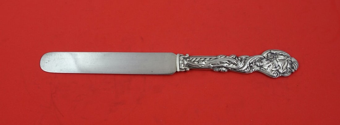 Gorham Versailles Sterling Silver Tea Knife 8 3/8 inches Monogrammed: Gorham Versailles Sterling Silver Tea Knife 8 3/8 inches Monogrammed This exquisite tea knife is part of the prestigious Versailles pattern by Gorham, crafted from high-quality sterling silver. Measur
