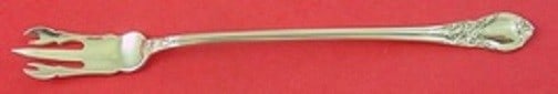 Lunt American Victorian Sterling Silver Lobster Pick 7 3/8 Inch: Lunt American Victorian Sterling Silver Lobster Pick 7 3/8 Inch This exquisite lobster pick features a classic American Victorian design by Lunt, crafted from high-quality sterling silver. Measuring 7
